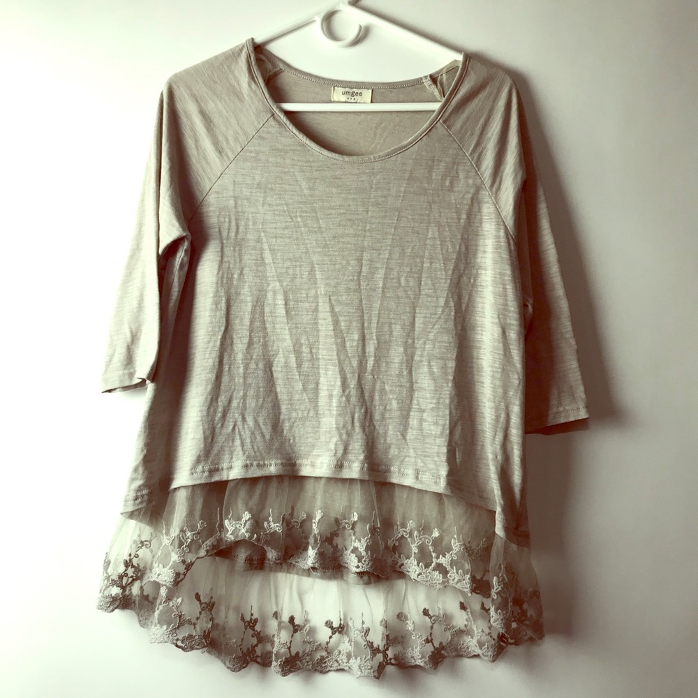 Umgee Gray Hi Low Shirt With Lace Trim Sz Small